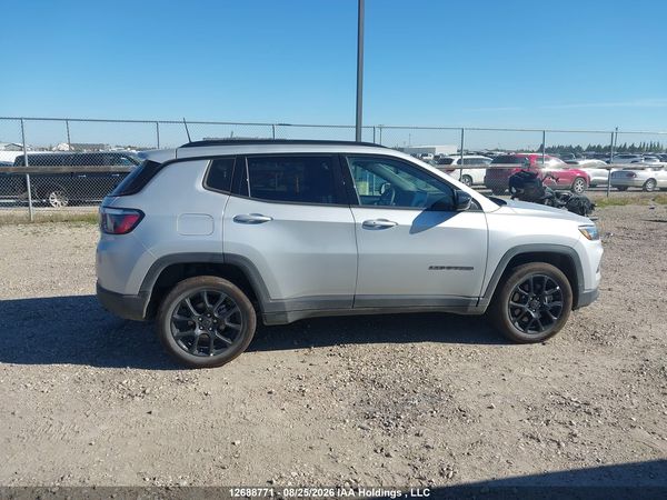2025 JEEP COMPASS LATITUDE LUX — I12