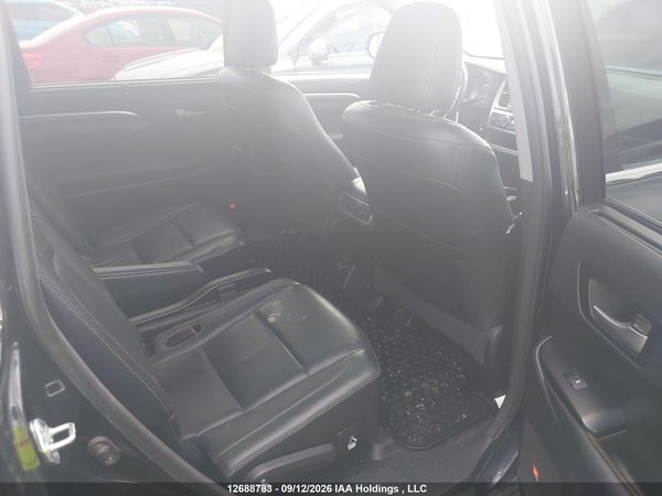 2016 TOYOTA HIGHLANDER Base/Hybrid — I8