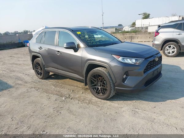 2019 TOYOTA RAV4 XLE — I1