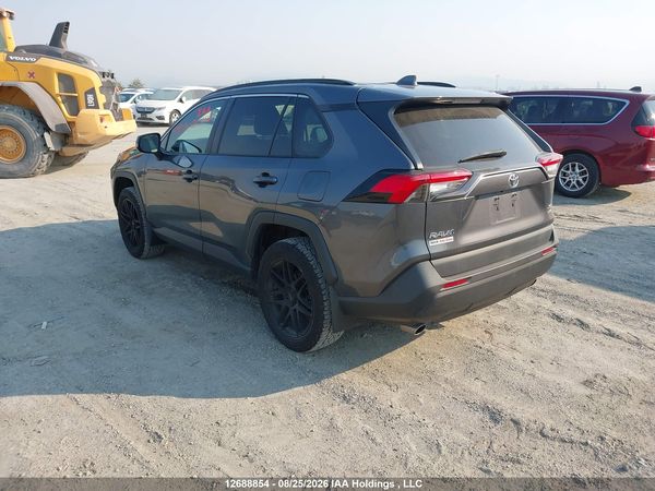 2019 TOYOTA RAV4 XLE — I3