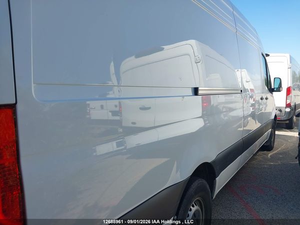 2025 MERCEDES-BENZ SPRINTER 2500 907 (VS30)
