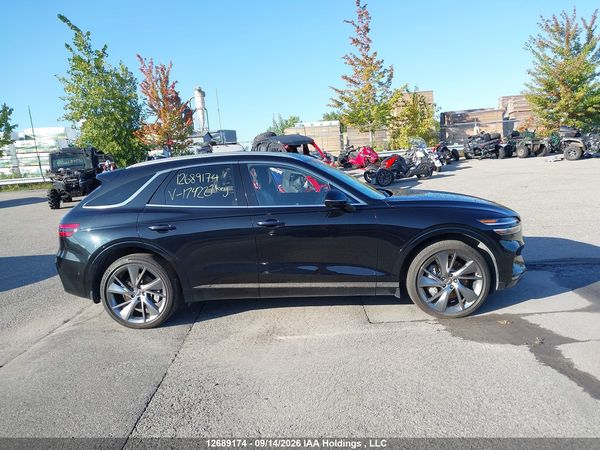 2025 GENESIS GV70