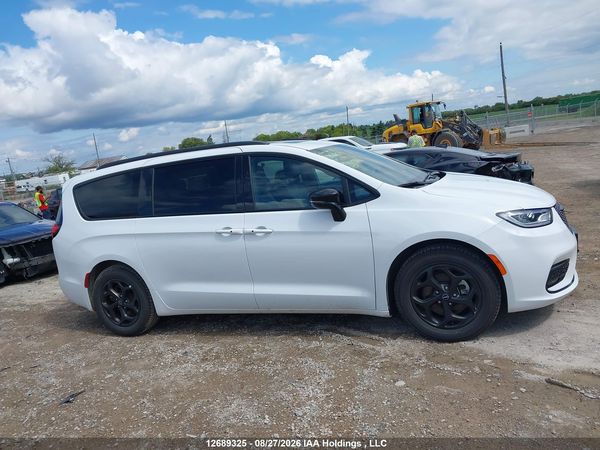 2025 CHRYSLER PACIFICA LIMITED