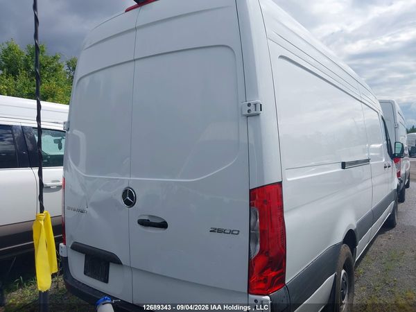 2025 MERCEDES-BENZ SPRINTER 2500 907 (VS30)