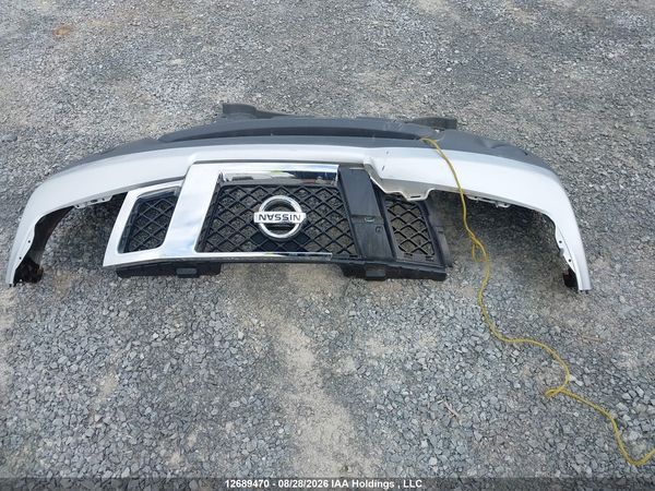 2019 NISSAN FRONTIER S — I12