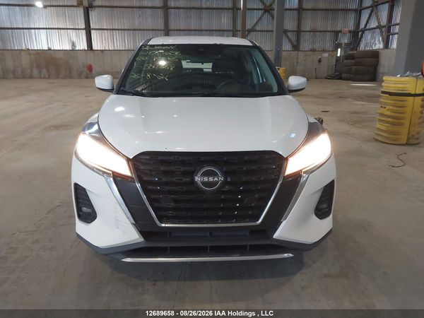 2022 NISSAN KICKS S