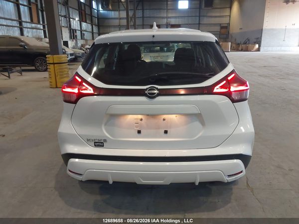 2022 NISSAN KICKS S