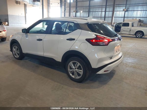 2022 NISSAN KICKS S