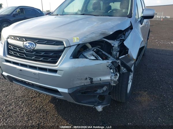 2018 SUBARU FORESTER Base P