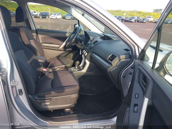 2018 SUBARU FORESTER Base P