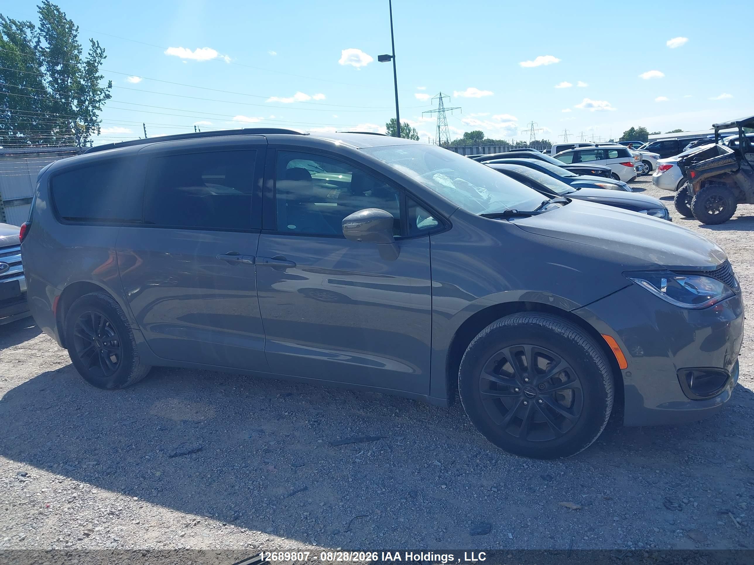 2020 CHRYSLER PACIFICA TOURING-L AWD