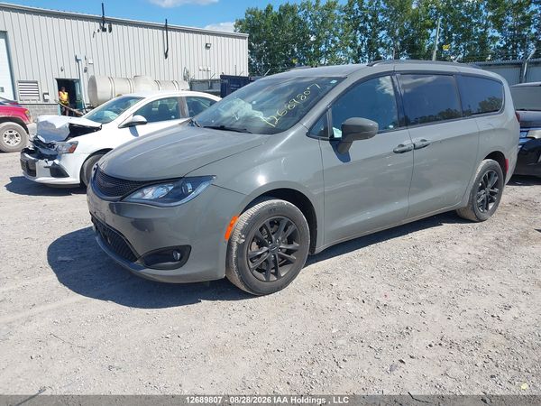 2020 CHRYSLER PACIFICA TOURING-L AWD