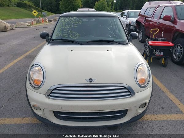 2013 MINI HATCH COOPER — I12