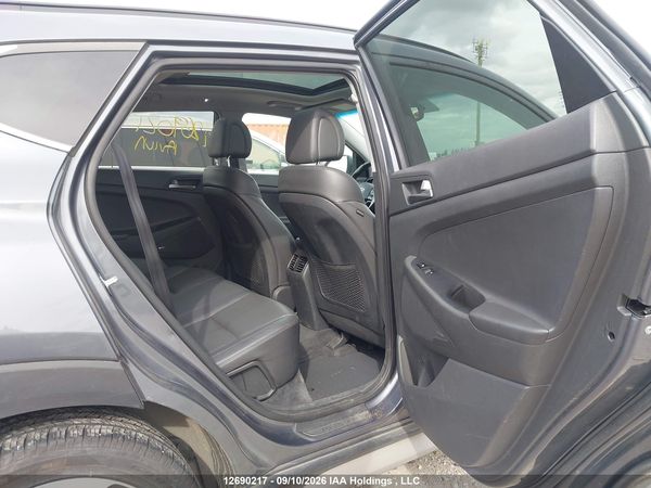 2017 HYUNDAI TUCSON LIMITED/SPORT AND ECO/SE