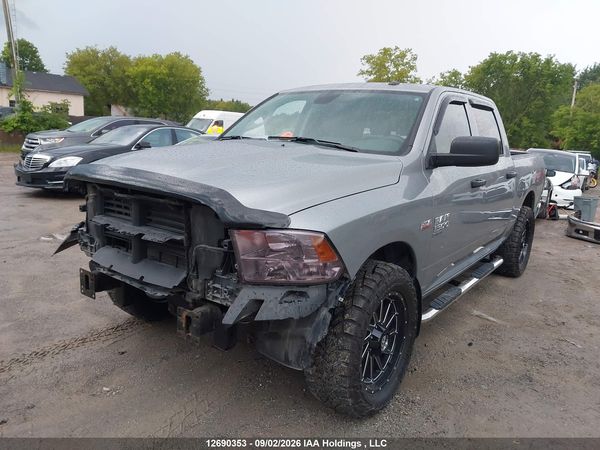 2023 RAM 1500 CLASSIC SLT — I2