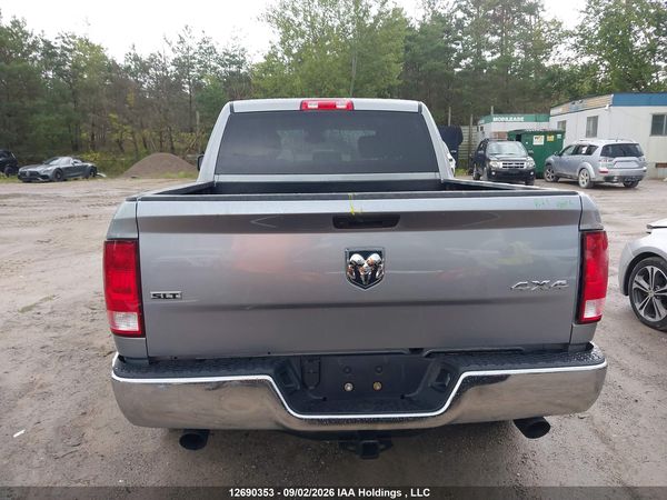 2023 RAM 1500 CLASSIC SLT — I17