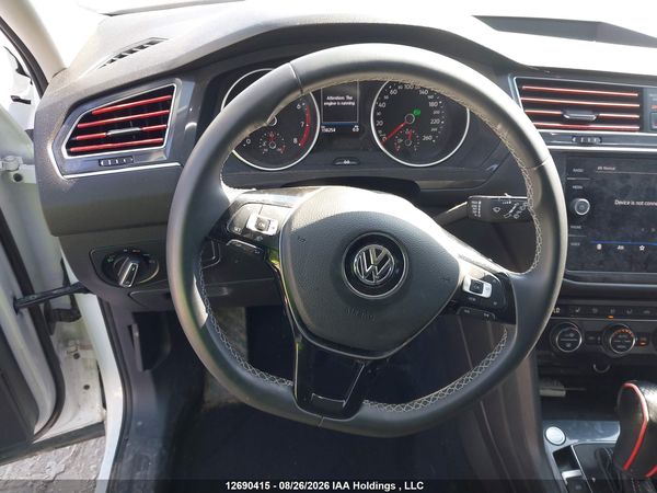 2021 VOLKSWAGEN TIGUAN SE/SE R-LINE BLACK/SEL — I18