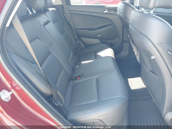 2017 HYUNDAI TUCSON LIMITED/SPORT AND ECO/SE — I8