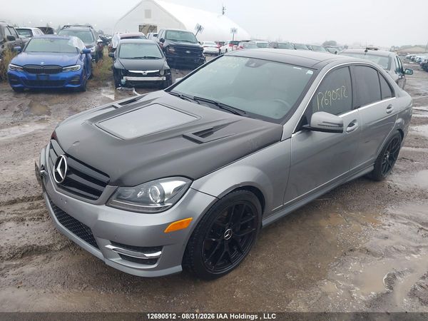 2014 MERCEDES-BENZ C 300 — I2