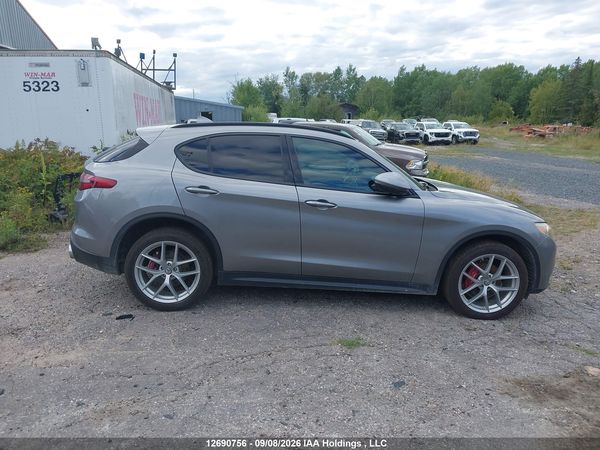 2018 ALFA ROMEO STELVIO TI SPORT — I6