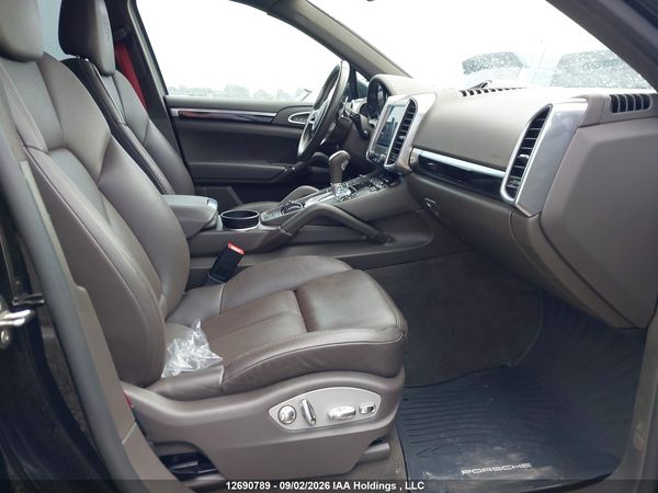 2018 PORSCHE CAYENNE Base / Platinum Edition — I5