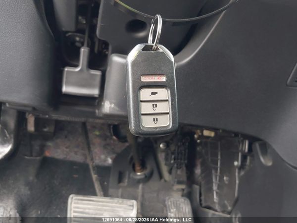 2016 HONDA CR-V SE — I11
