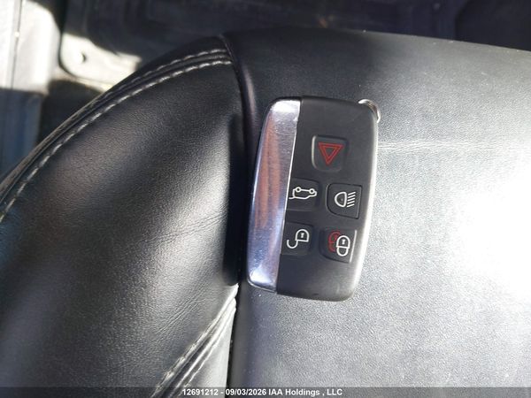 2014 LAND ROVER LR2 HSE — I11