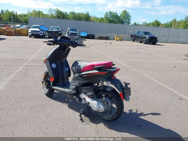 2025 APRILIA SR MOTARD 50 — I3