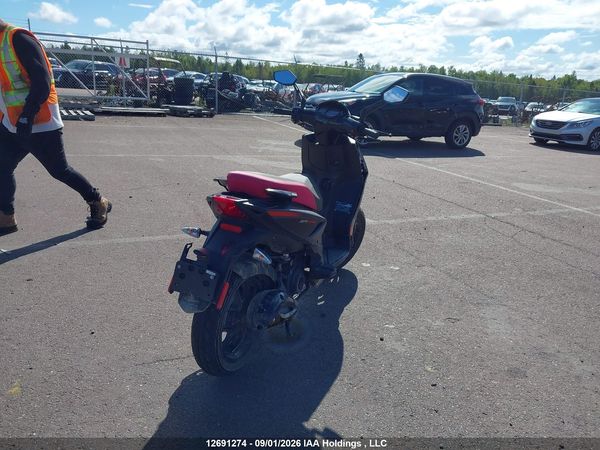 2025 APRILIA SR MOTARD 50 — I4
