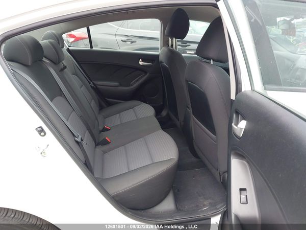2018 KIA FORTE LX/S — I8