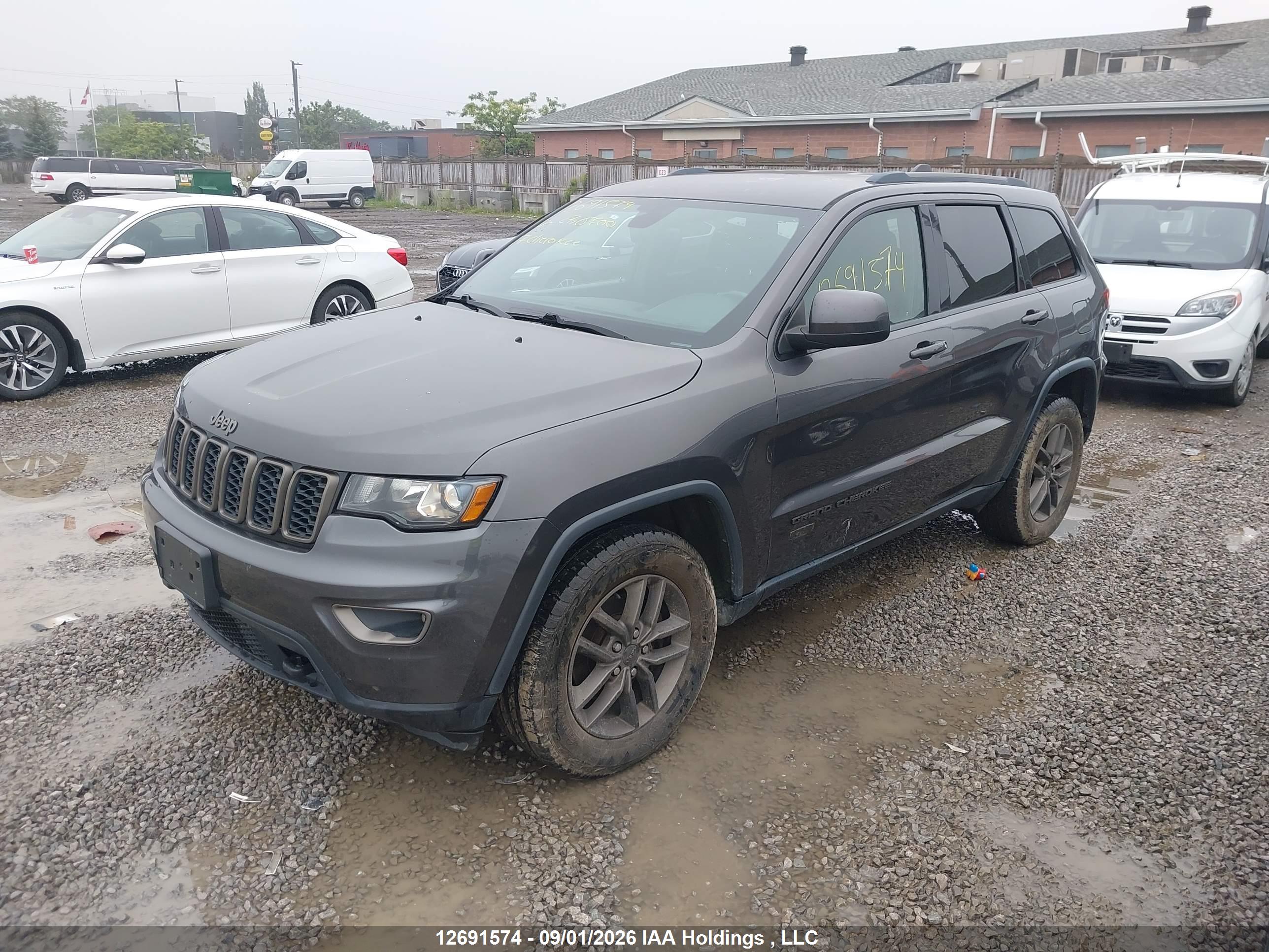 2017 JEEP GRAND CHEROKEE LAREDO — I2