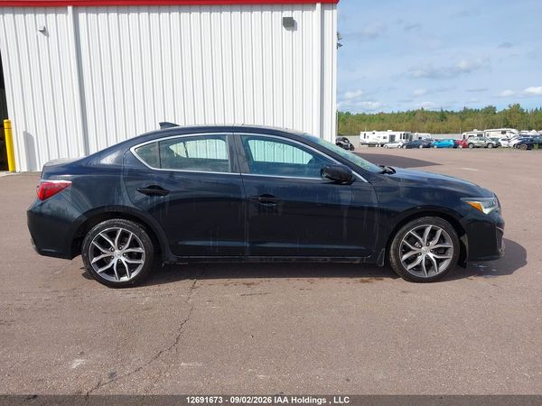 2019 ACURA ILX PREMIUM/TECHNOLOGY — I13