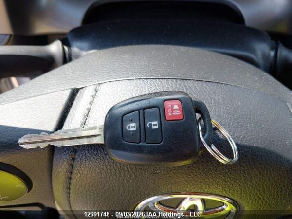 2016 TOYOTA RAV4 LE — I12