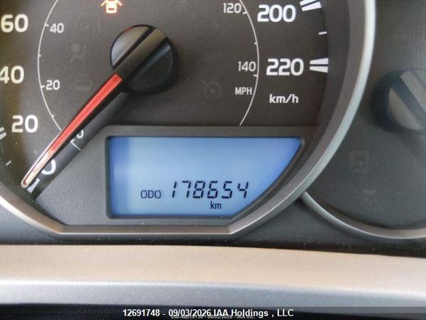 2016 TOYOTA RAV4 LE — I16