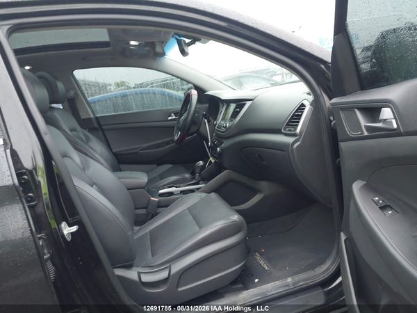 2016 HYUNDAI TUCSON LUXURY
