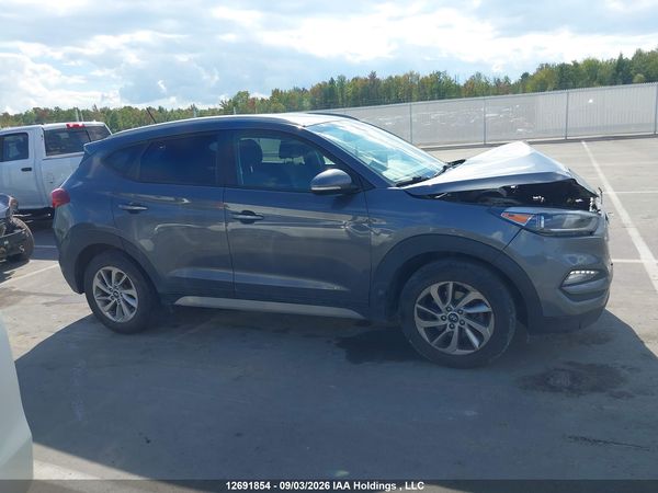 2017 HYUNDAI TUCSON
