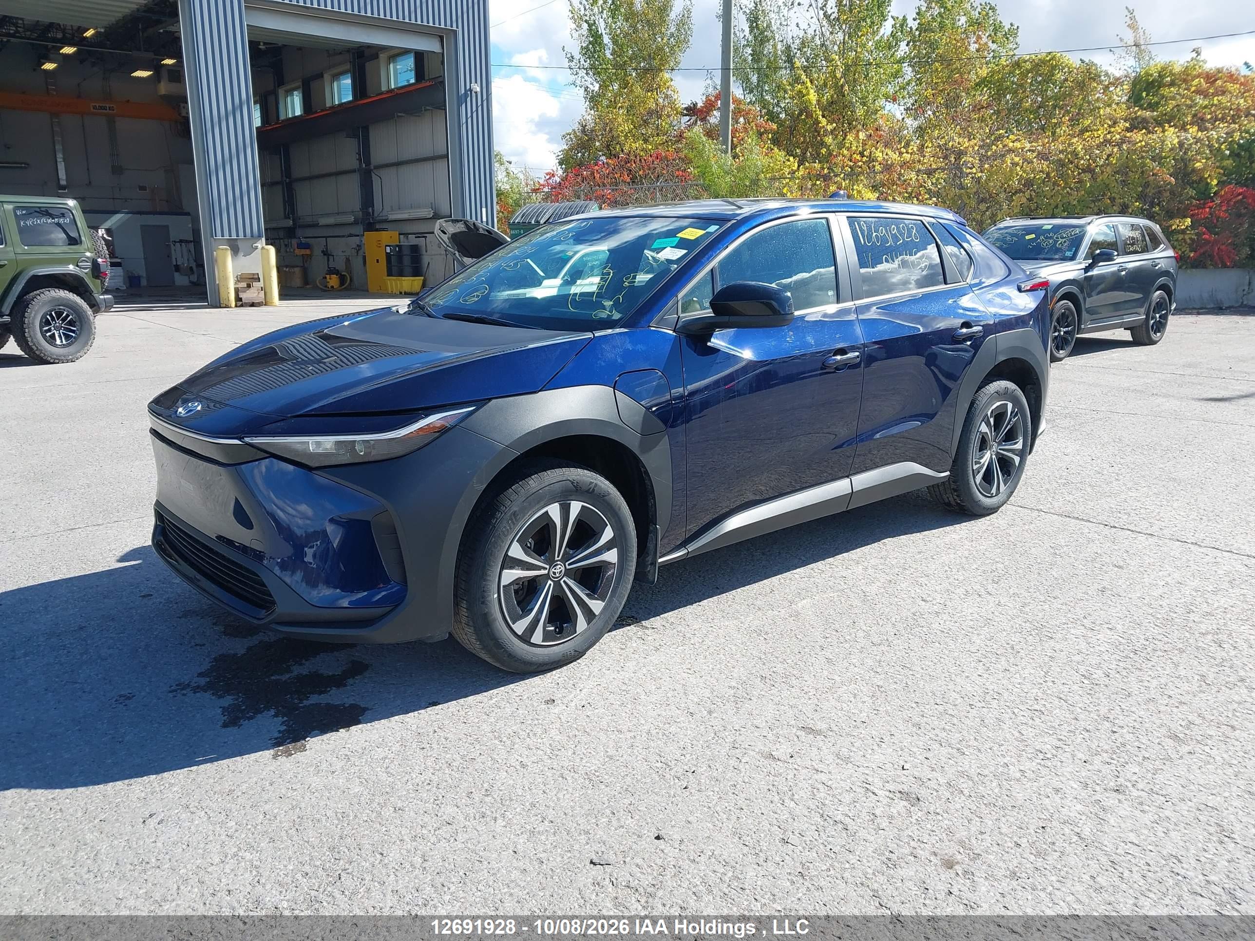 2024 TOYOTA BZ4X LE — I2