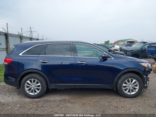 2017 KIA SORENTO LX/L — I14