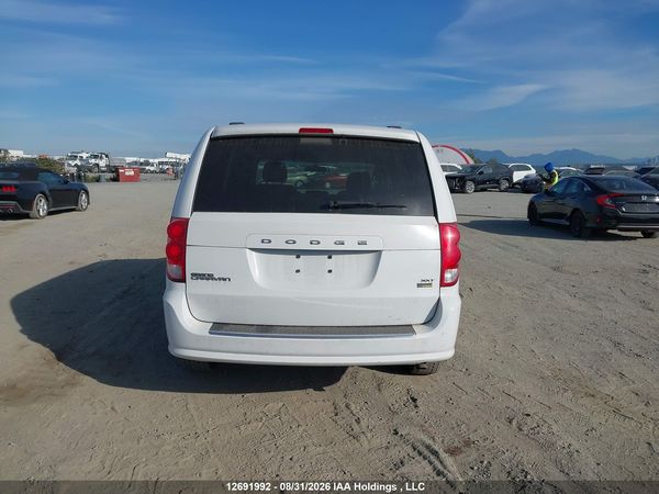 2016 DODGE GRAND CARAVAN SE