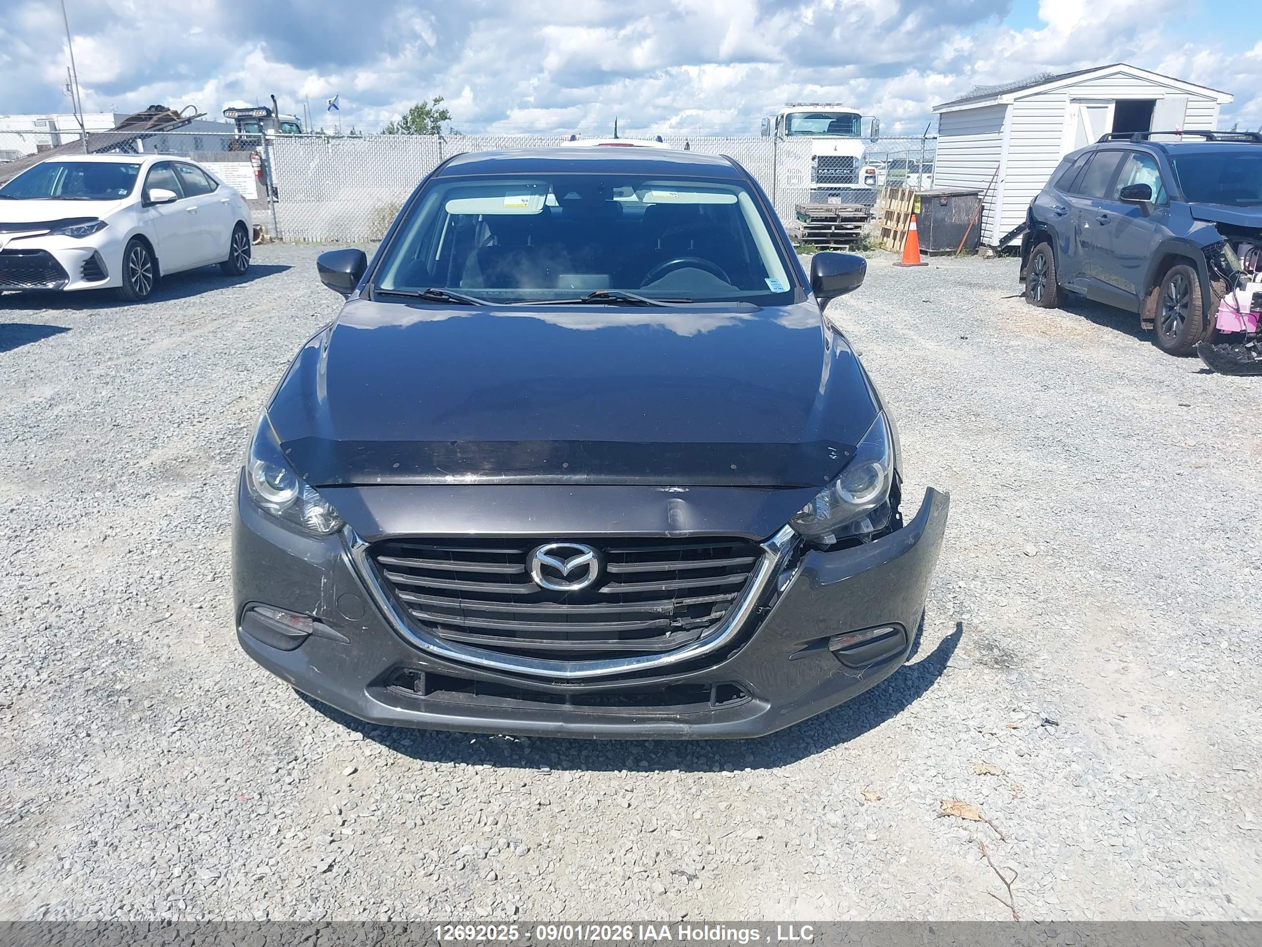 2018 MAZDA MAZDA3