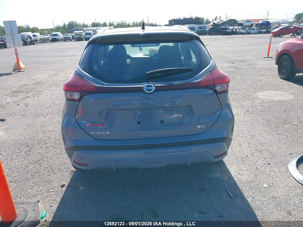 2021 NISSAN KICKS SV