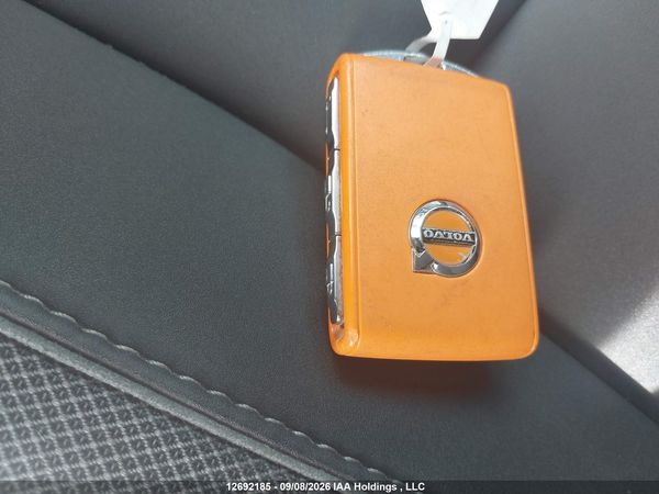 2024 VOLVO XC40 RECHARGE PURE ELECTRIC TWIN PLUS