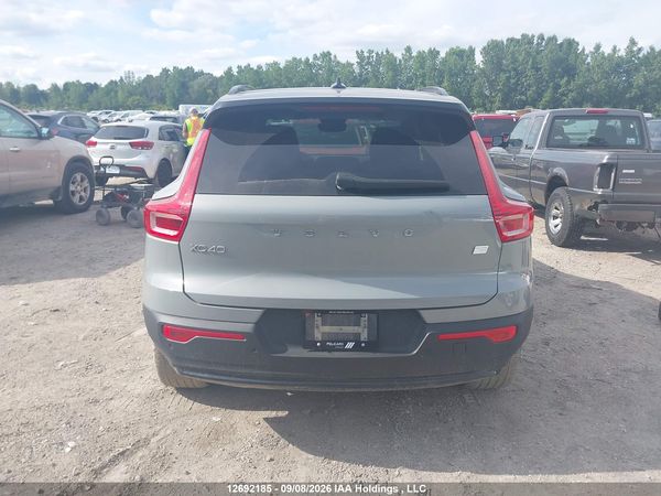 2024 VOLVO XC40 RECHARGE PURE ELECTRIC TWIN PLUS