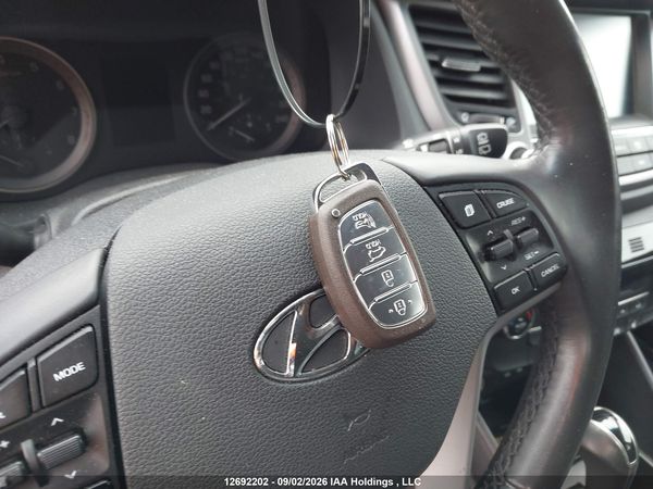2017 HYUNDAI TUCSON LIMITED/SPORT AND ECO/SE — I11