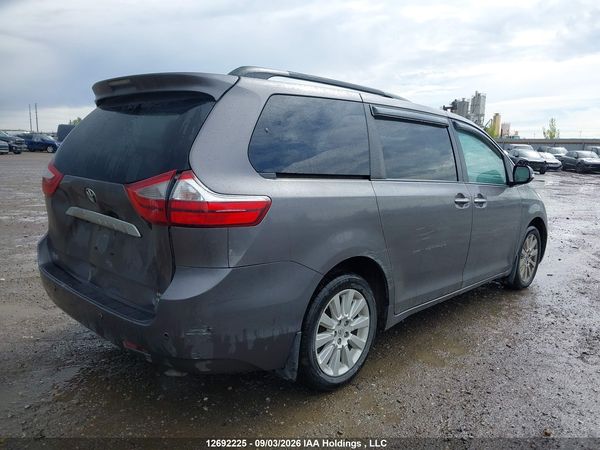 2015 TOYOTA SIENNA XLE/LIMITED