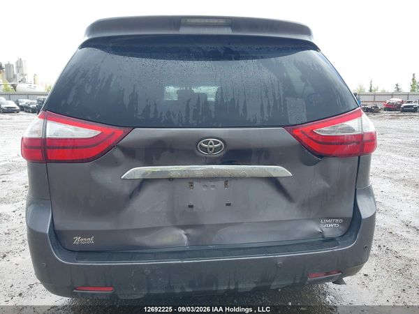 2015 TOYOTA SIENNA XLE/LIMITED