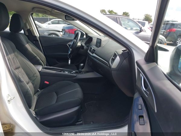 2017 MAZDA MAZDA3 GS