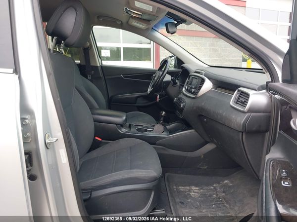 2016 KIA SORENTO 3.3L LX + — I5