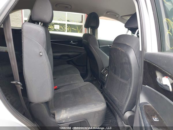 2016 KIA SORENTO 3.3L LX + — I8