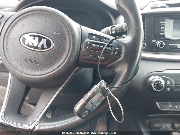 2016 KIA SORENTO 3.3L LX + — I11